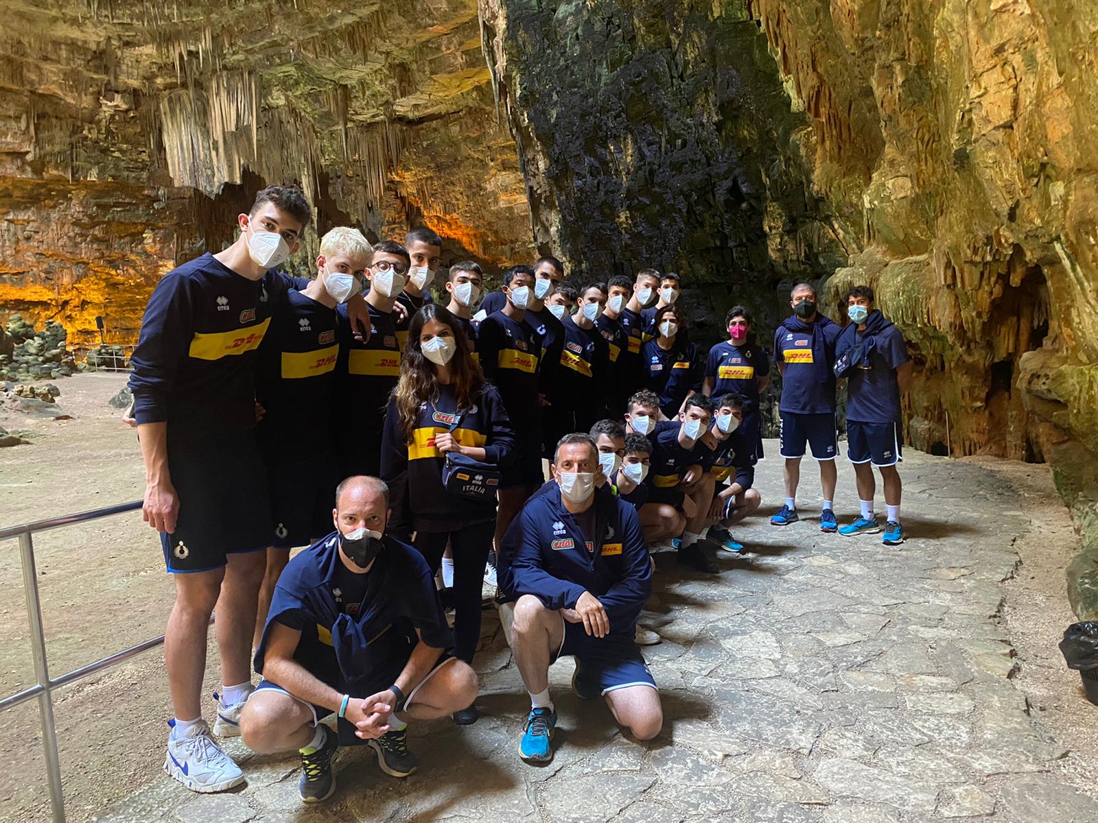 06-07-2021: #fipavpuglia – Azzurrini U17 in visita alle Grotte di Castellana